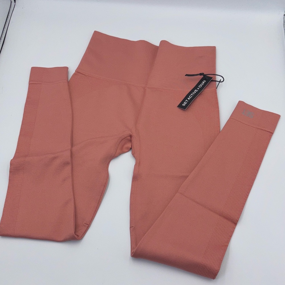 OUAI x Set Active seamless running yoga womans ribbed Melrose place Leggings